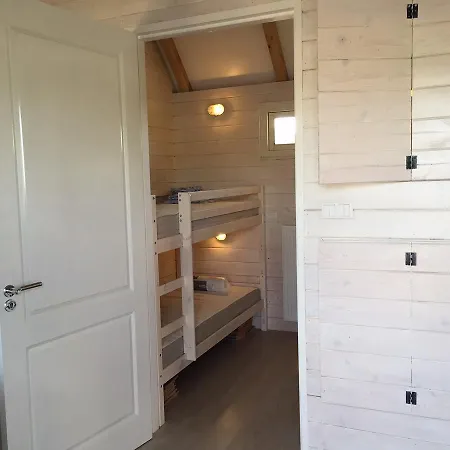 Zomerhuisje In Betuwe Chalet Kesteren
