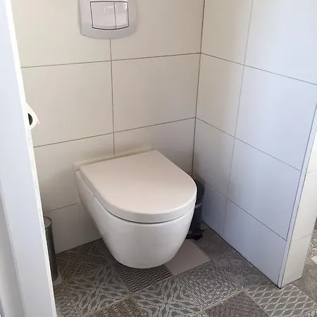 Chalet Zomerhuisje In Betuwe *