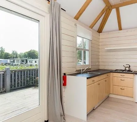 Chalet Zomerhuisje In Betuwe Kesteren